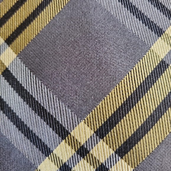 Geoffrey Beene Tie - Picture 2 of 5